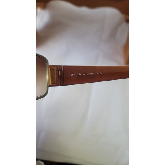 Mint Condition authentic PRADA oversized wrap SUNGLASSES with original case - Picture 4 of 5